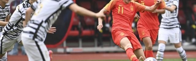 开云-媒体聚焦：女足给男足做示范 战术水平仍值得探讨