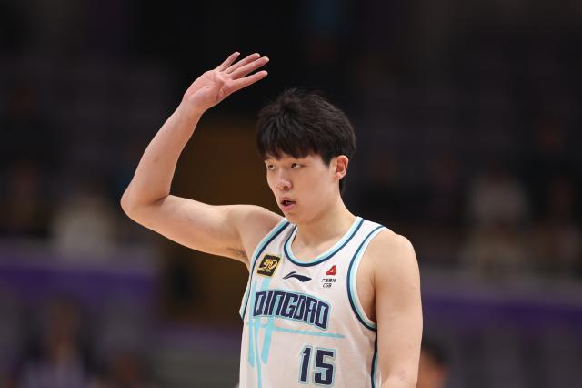 （体育）（12）篮球——CBA常规赛：北京控股对阵青岛国信制药XxjpseC007129_20250310_PEPFN0A001.jpg